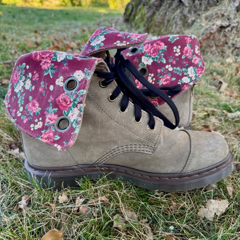 Dr Martens Womens Aimilita Suede Boots 11 Tan Floral Cottage Grunge Boho Punk